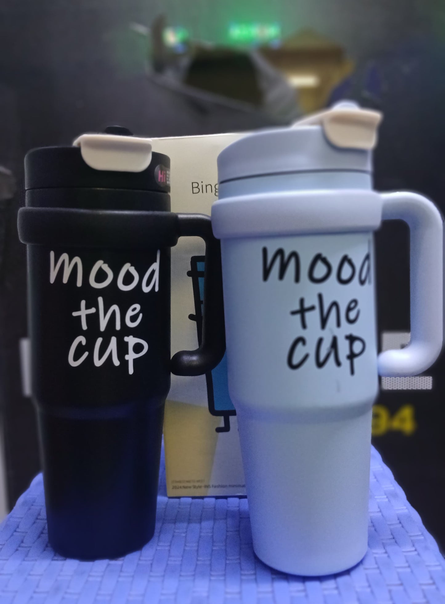 Insulated Travel Mug (Black & Light Blue)