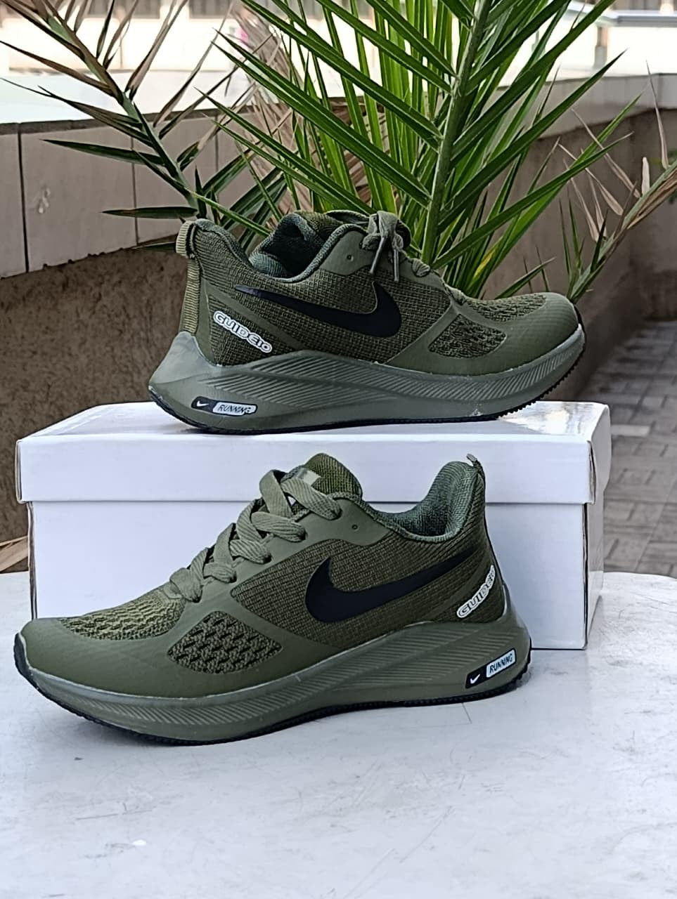 Nike Pegasus Kids- Jungle green