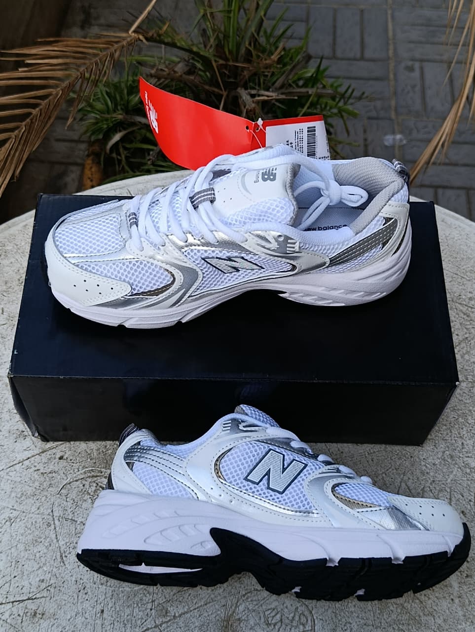 New Balance 530 White and Silver Metallic
