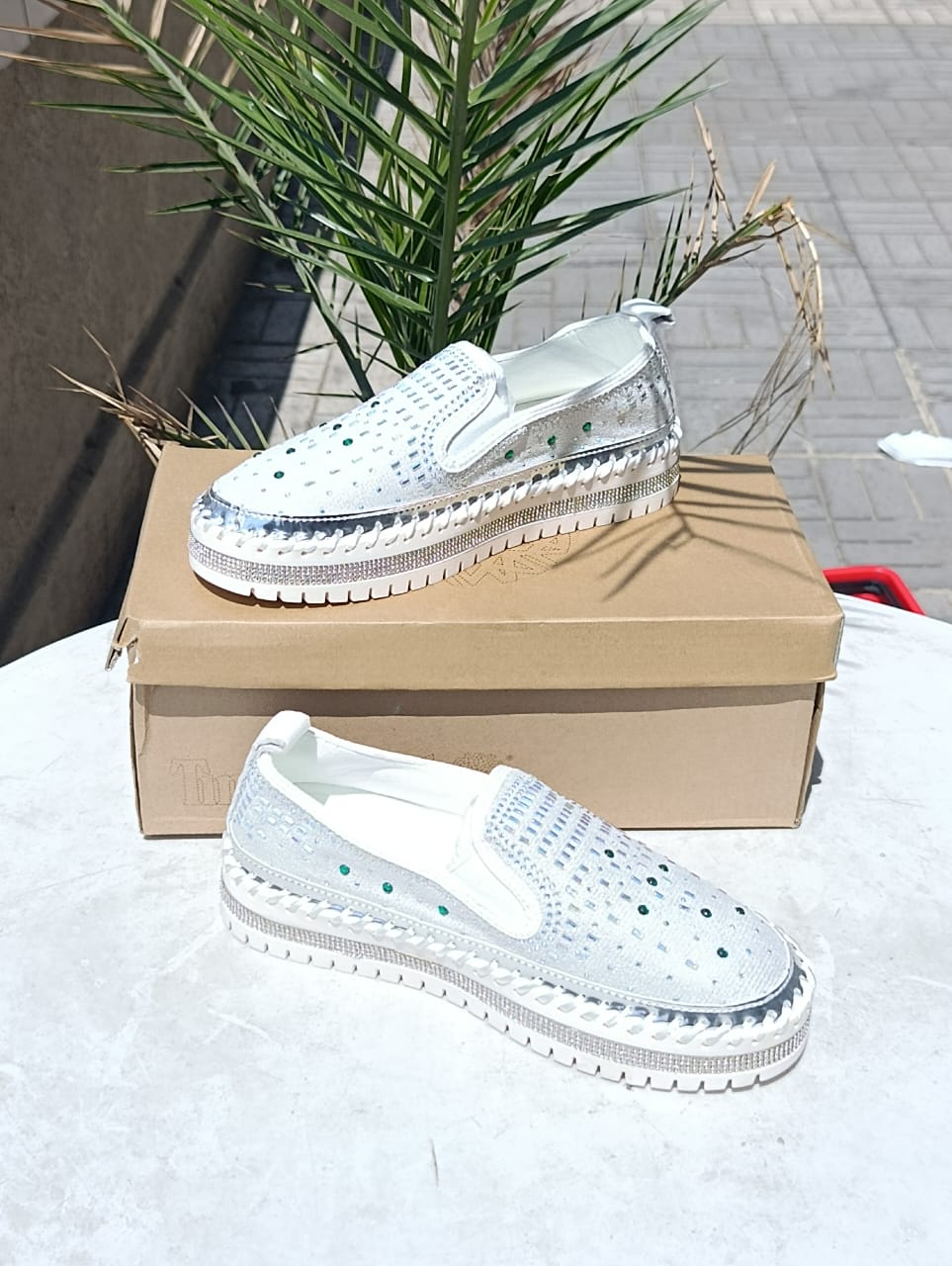 Glittering Breeze Slip-On Platform Sneaker
