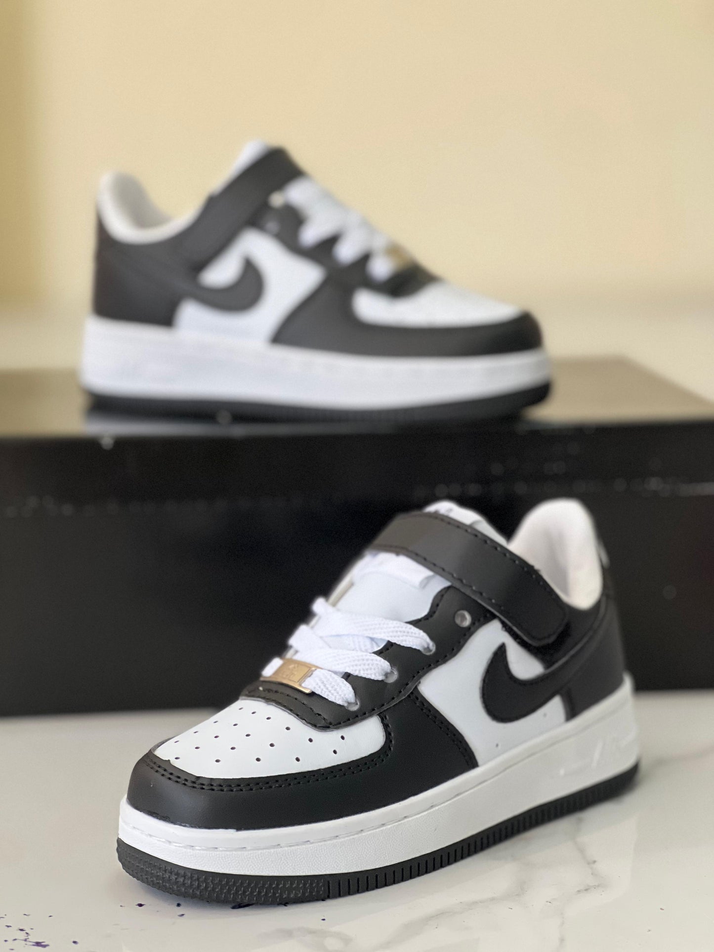 Nike Airforce Sneaker -Black/White