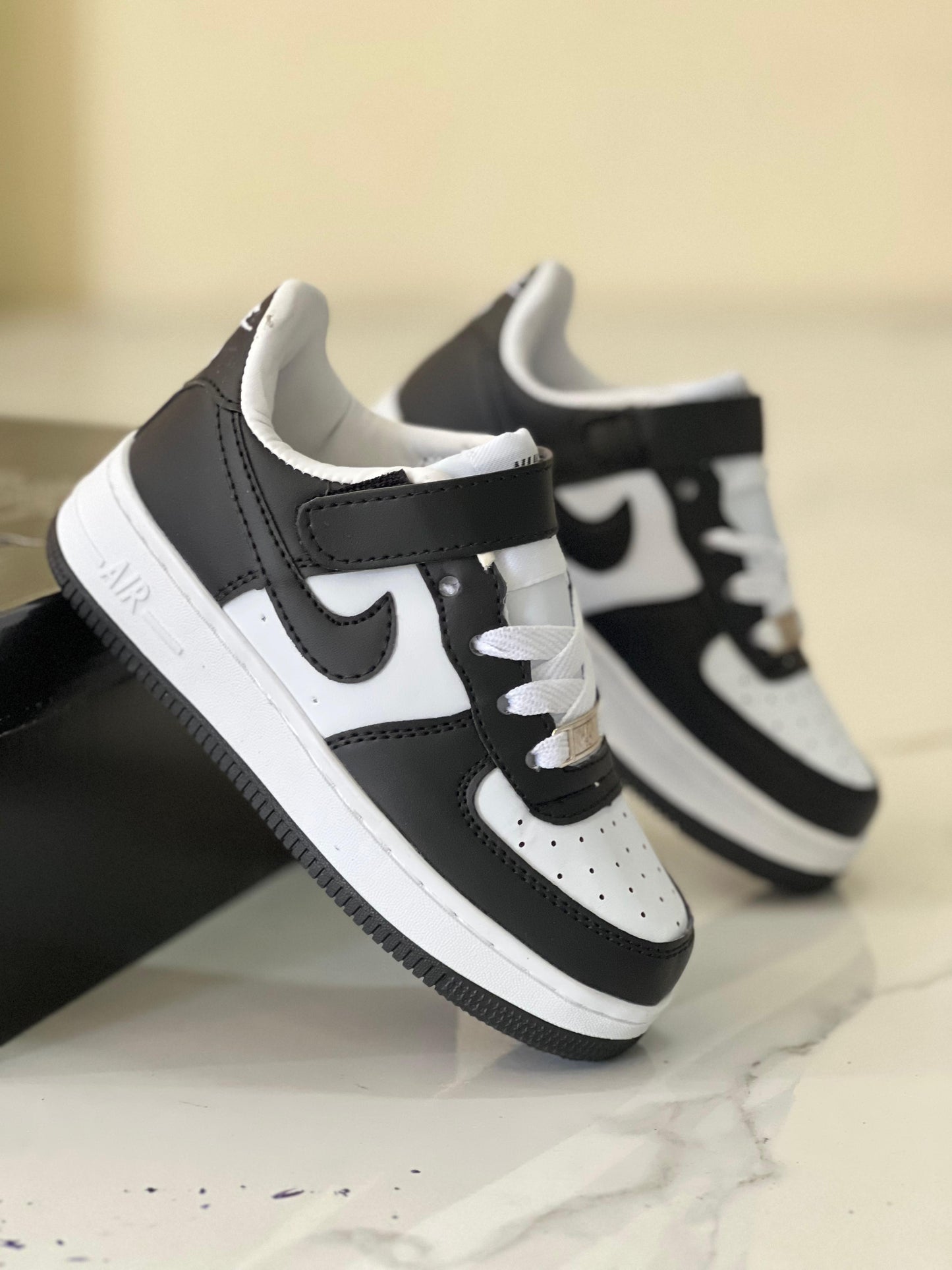 Nike Airforce Sneaker -Black/White