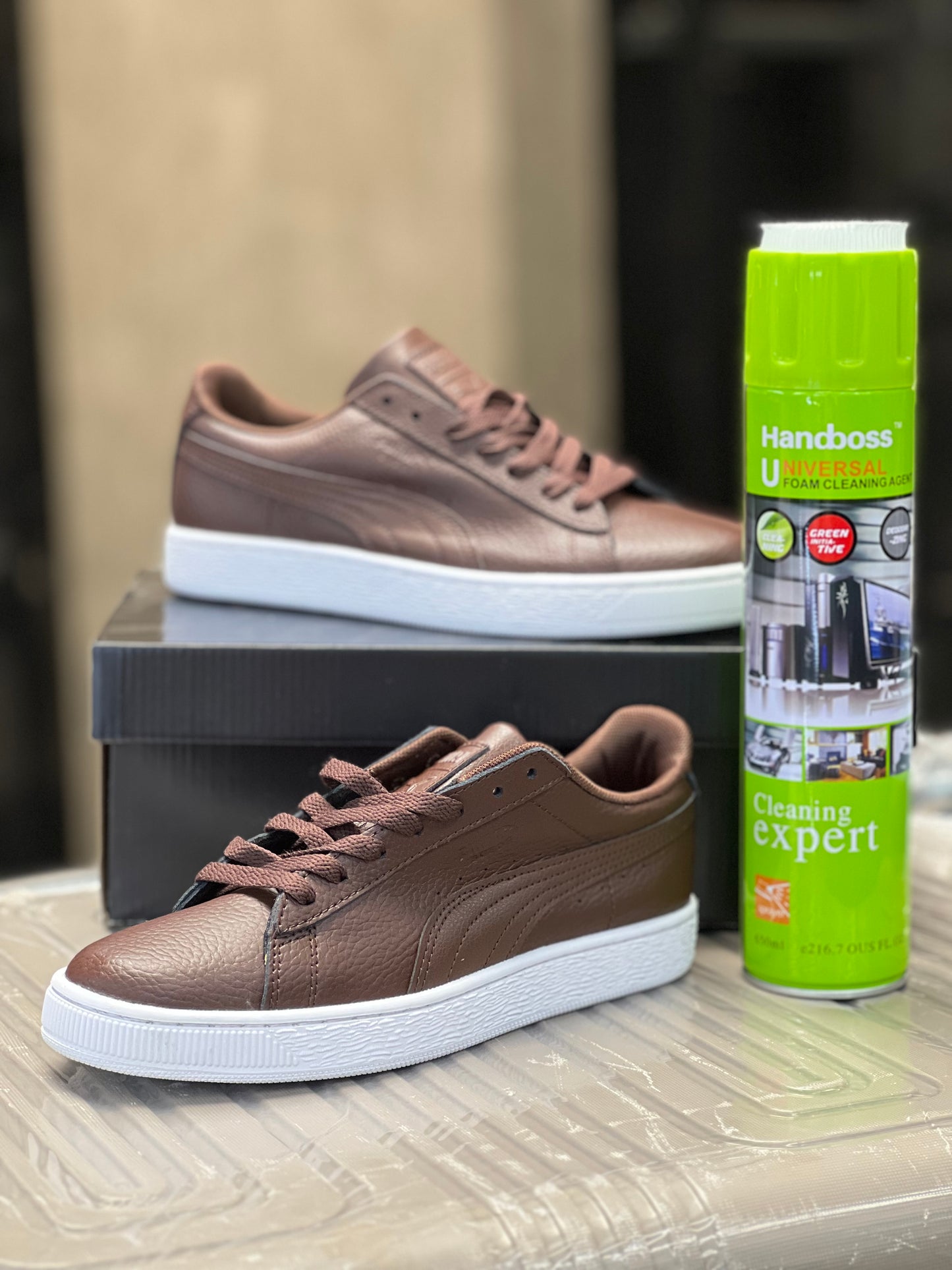 Puma Casuals Sneakers - Brown