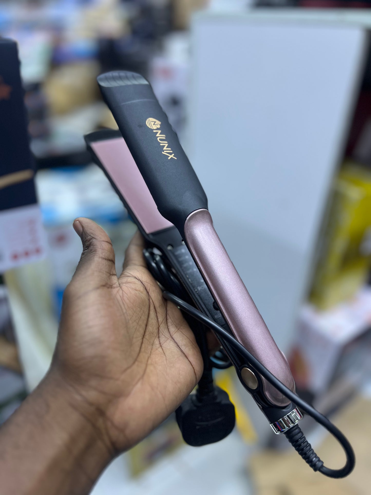 Nunix Hair Straightener