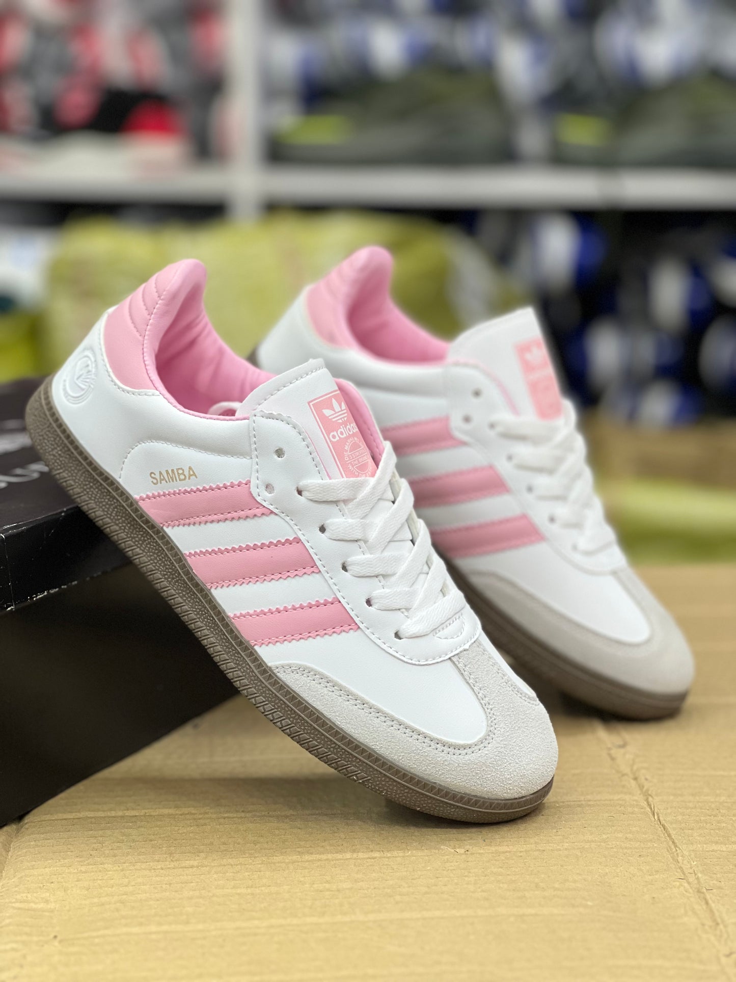 Adidas Samba Sneakers - White/Pink