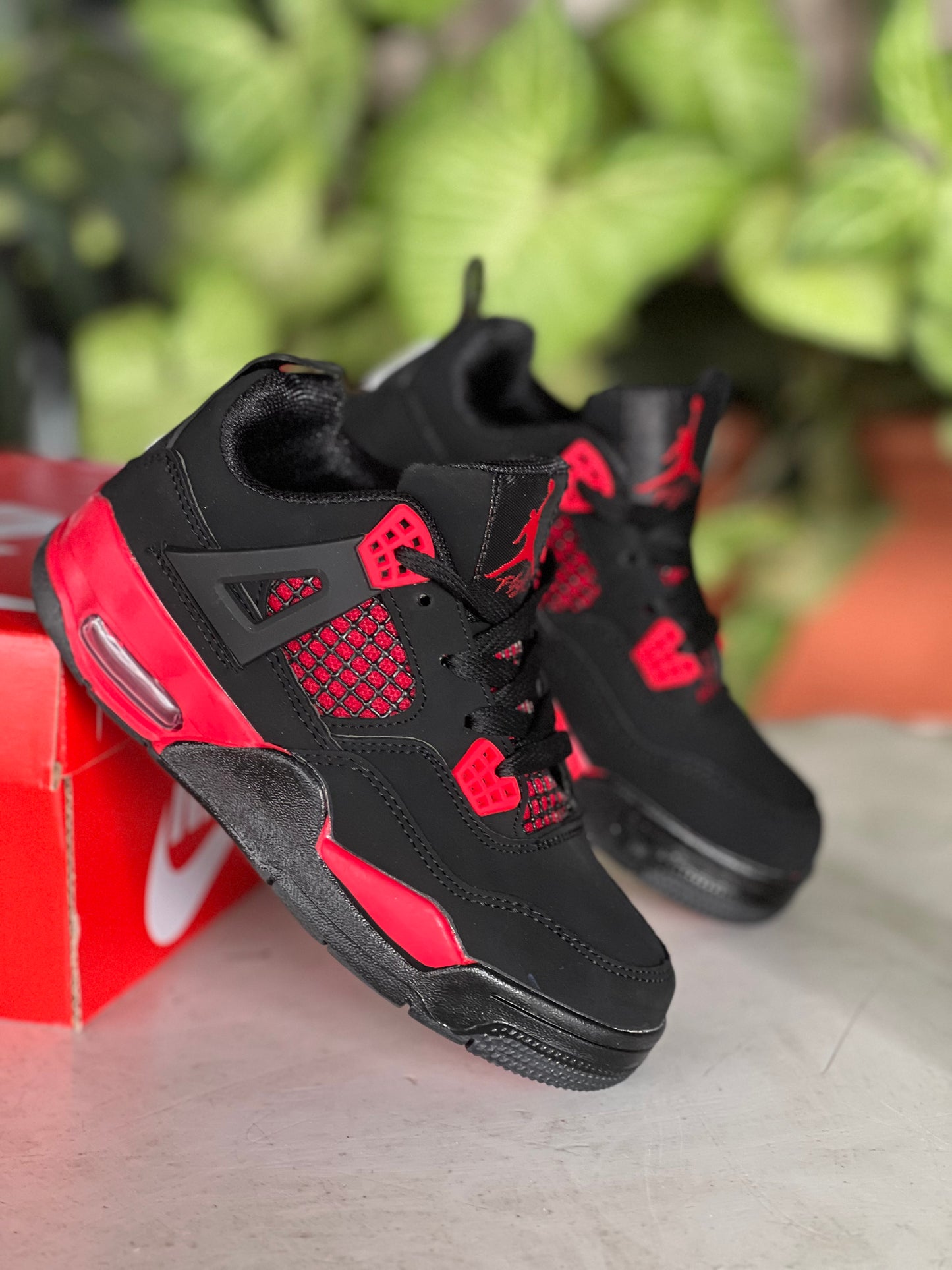 Kids J4 Sneakers - Black/Red