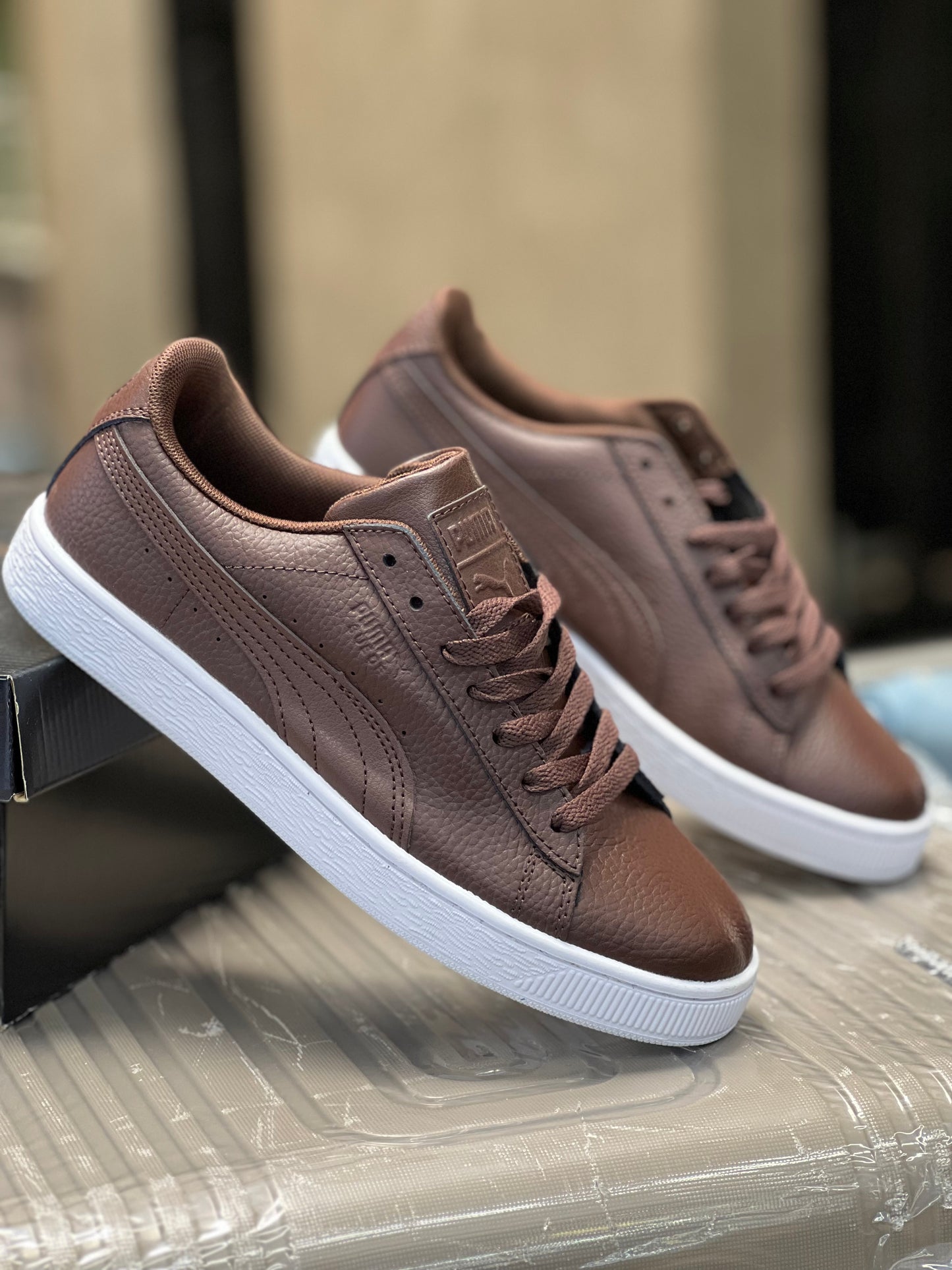 Puma Casuals Sneakers - Brown