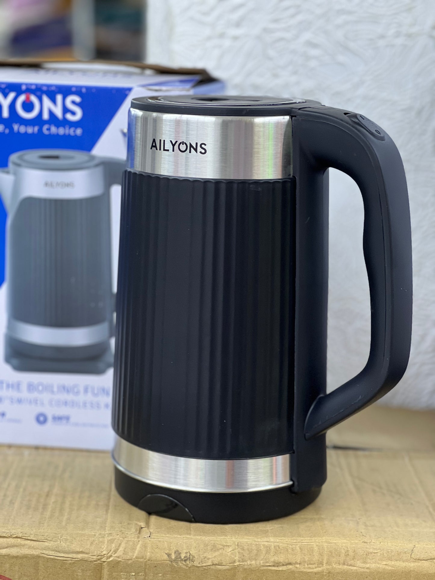 Ailyons Electric Kettle - 3.5L