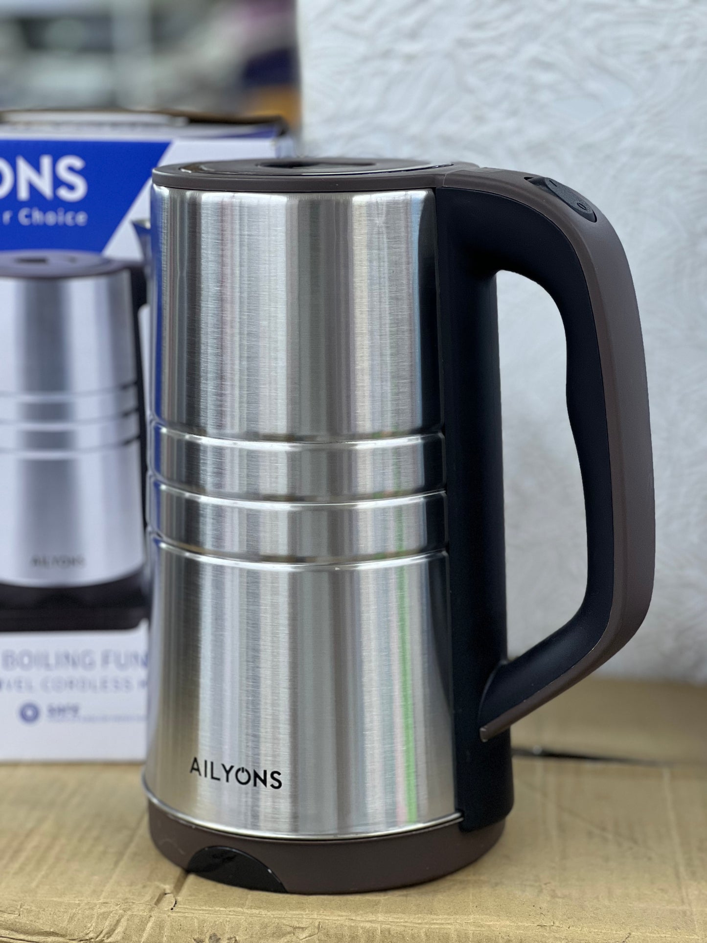 Ailyons Electric Kettle - 3.5L