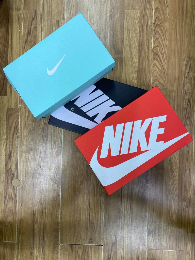 Sneaker Box