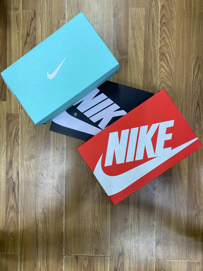 Sneaker Box