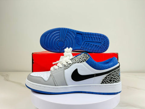 Nike Dunk Retro Low Sneakers - True Blue
