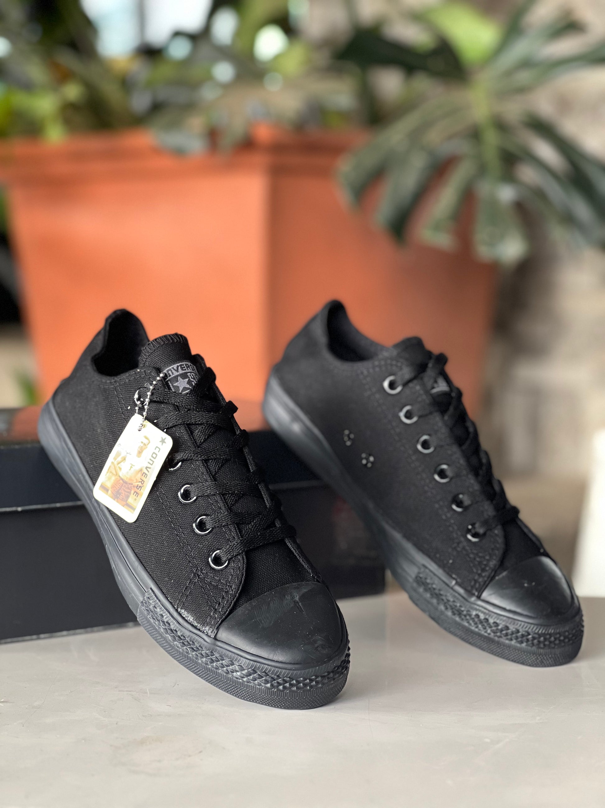 Converse all star 2 black low top hot sale