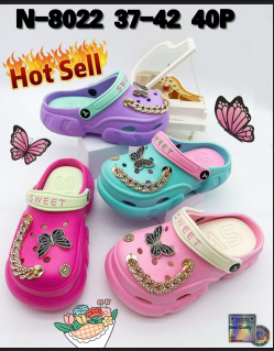 N-8022 Sweet Butterfly Luxe Clogs