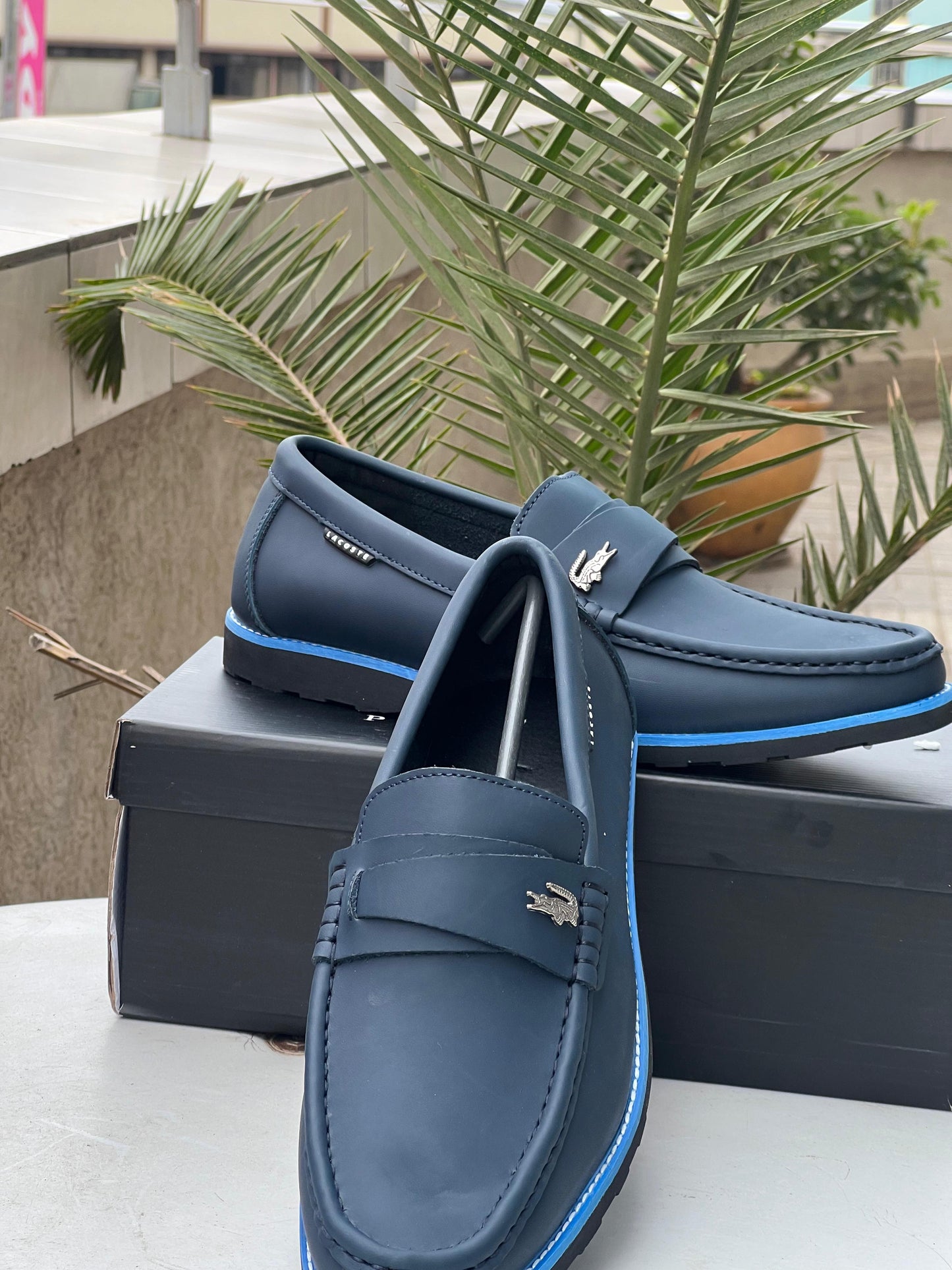 Lacoste Men’s Loafers – Classic Navy Blue with Signature Detailing