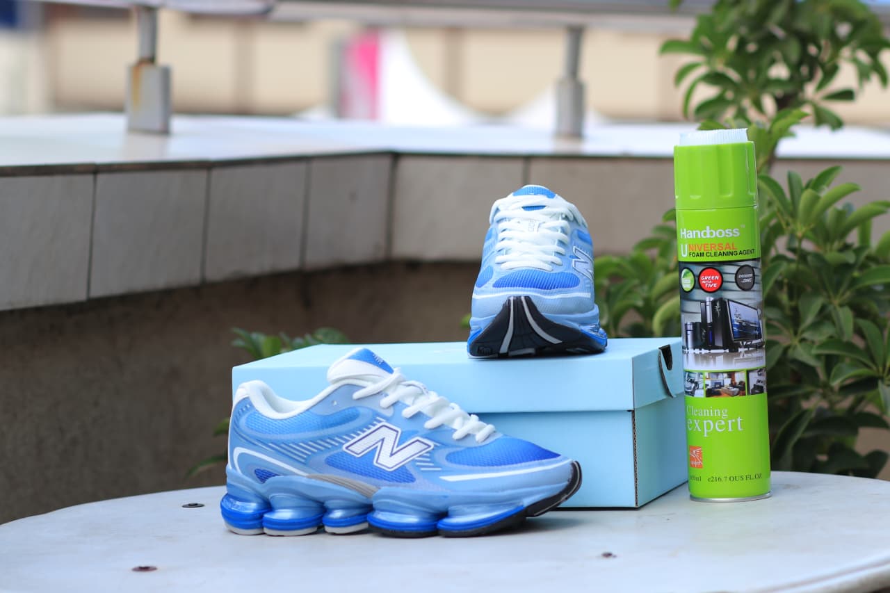 New Balance 2000 Blue White Sneakers