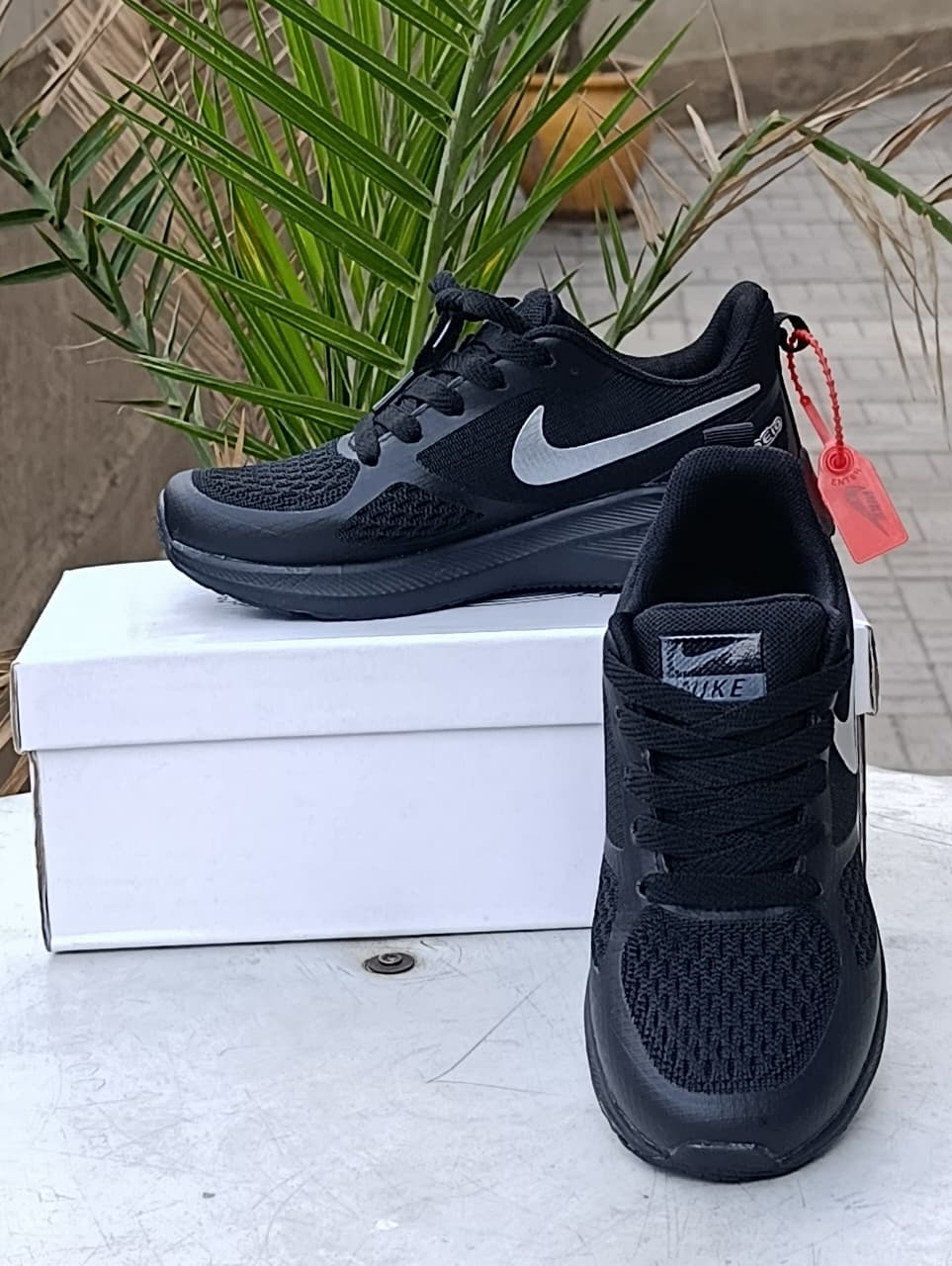 Nike Pegasus kids- All Black