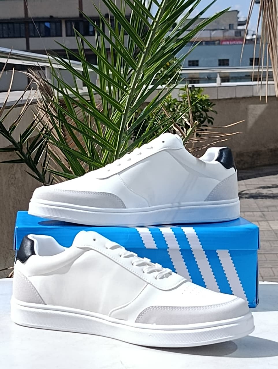 Adidas Casual Sneakers