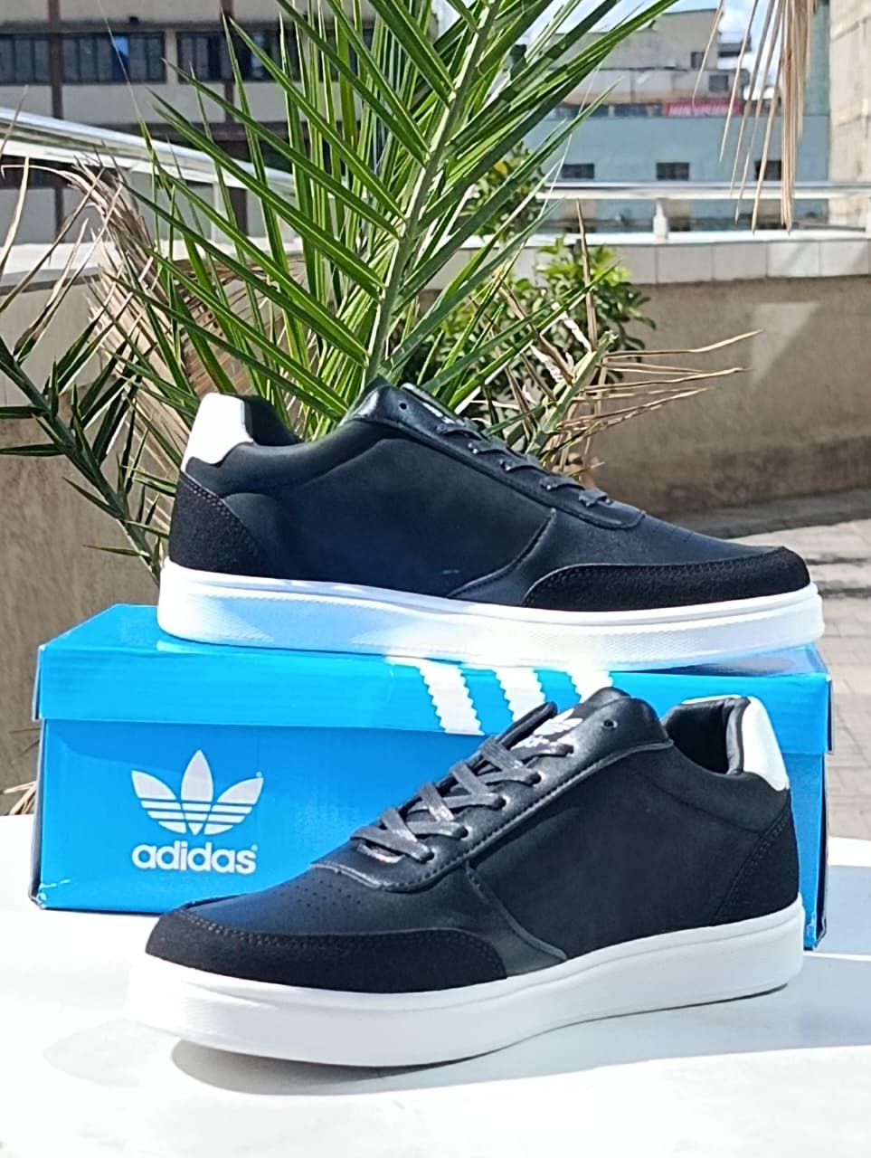 Adidas Casual Sneakers