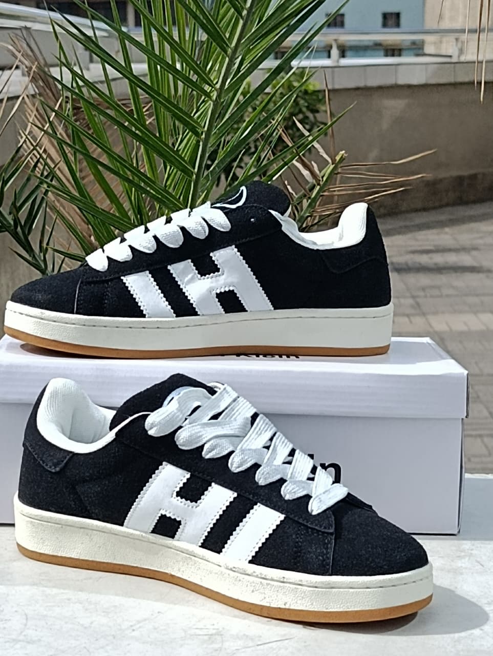 Adidas campus Hi- Grey Sneakers