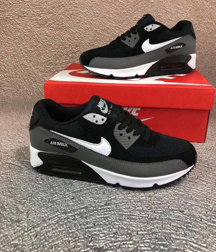 Nike Air Max 90 Sneaker -Black/White