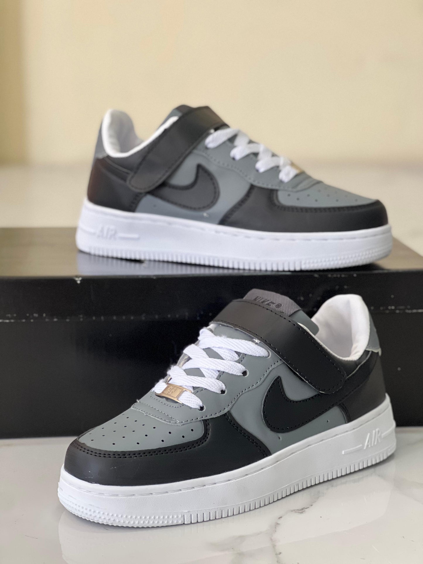 Nike Airforce Sneaker -Black/Grey