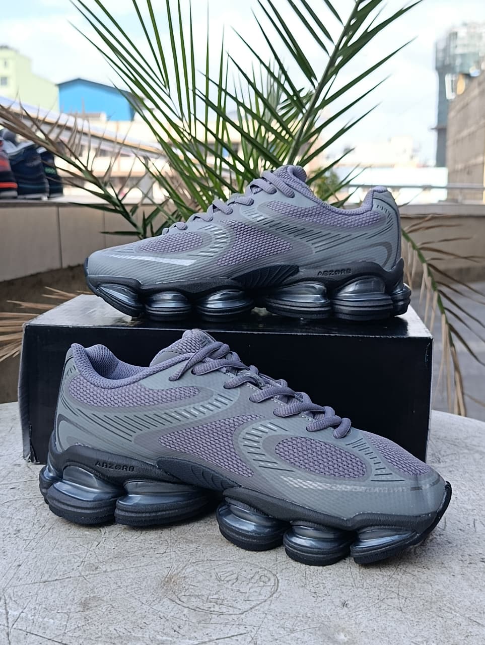 New Balance 2000 smoke grey